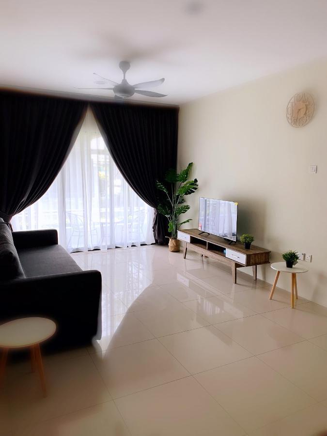 Aries Apartment